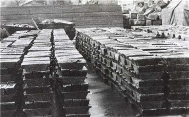 要说历史上的1万吨商船 载1000亿货物沉没 解放军出动4万兵力打捞3年