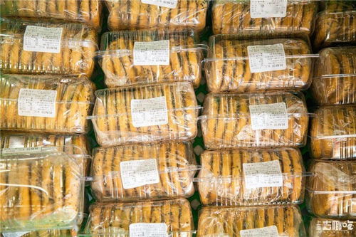 爆 仅10㎡食品厂 凌晨5点就大排长队 最低1元